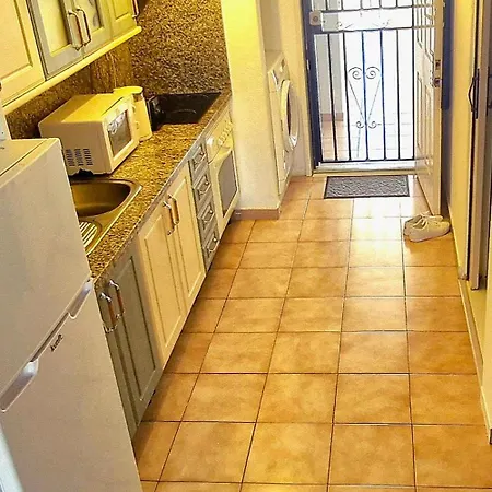 Modern In Castle Harbour شقة لوس كريستيانوس