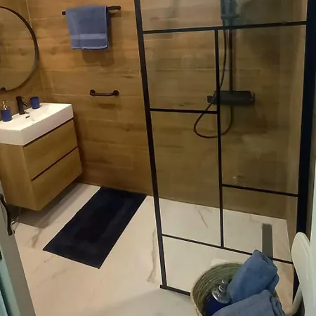 Modern In Castle Harbour 洛斯克里斯蒂亚诺斯