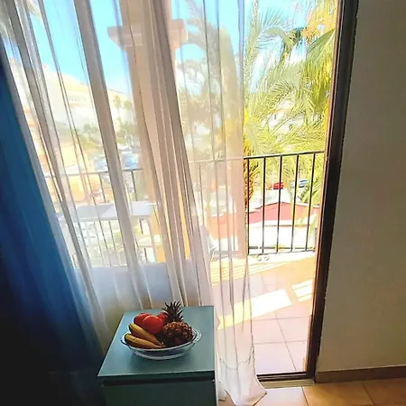 Modern In Castle Harbour * Лос Кристианос